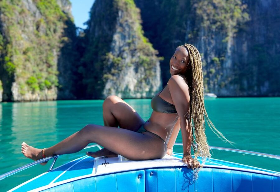 Phi Phi: Maya Bay, Bamboo Island & Plankton Full-Day Tour - Monkey Bay wildlife: crabs, macaques, and the real-life factor