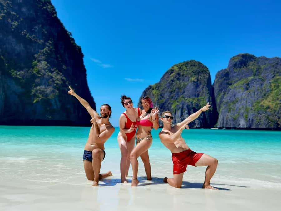 Phi Phi: Private Longtail Boat to Maya Bay with Snorkeling - Maya Bay: what 1 hour really feels like