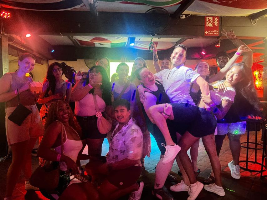 Phuket: Bar Crawl Tour - Free shots and free club entry, how to get real value