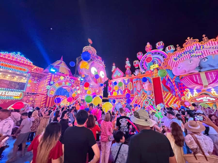 Phuket: Carnival Magic Experience Dinner with Show - Key things that make Carnival Magic Phuket worth your time