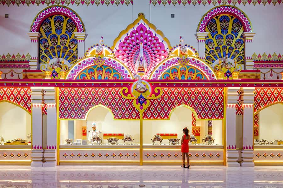 Phuket: Carnival Magic Show and Dinner Combo - Festival of Lights and the Park Walk: Better Than a Quick Pass