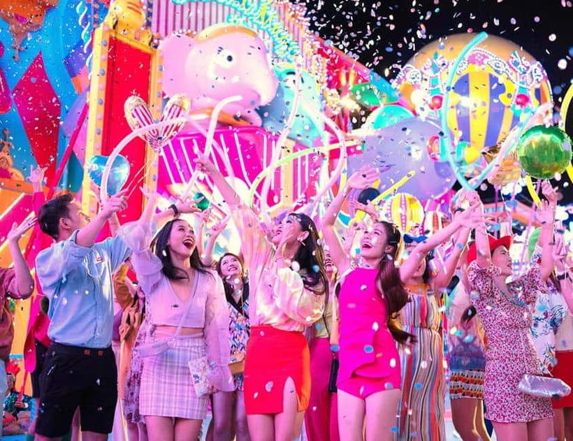 Phuket: Carnival Magic Theme Park and Show Experience - The live program: magic, acrobatics, cultural acts, and a big parade