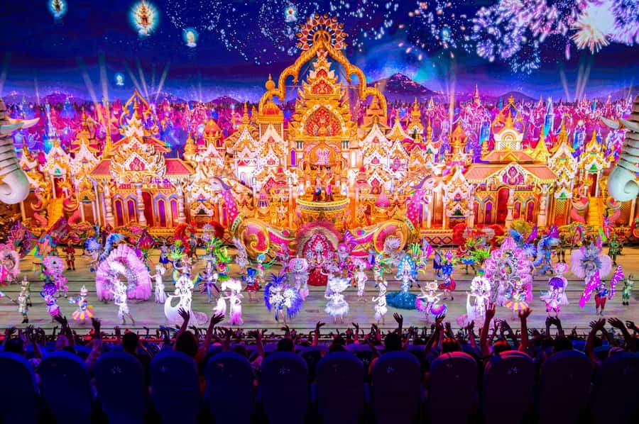 Phuket: Carnival Magic Ticket with Dinner and Transfer - Inside the Park: Dinner, Show Timing, and Food Reality