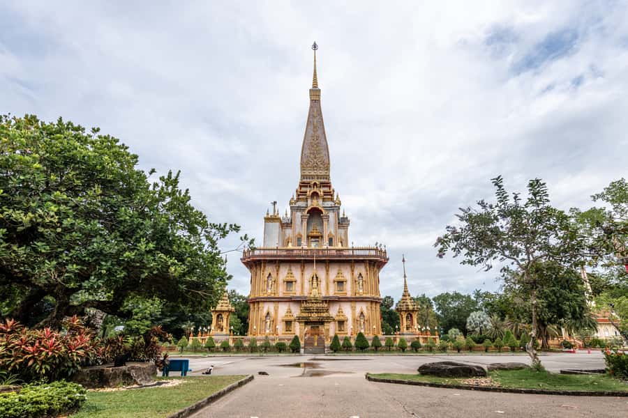 Phuket: City Highlights and Hidden Gems Instagram Tour - Pickup and logistics: where you meet, what TripGuru sign means, and how to avoid confusion