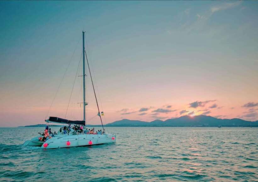 Phuket: Coral Island Catamaran Cruise with Sunset Dinner - Key things that make this Coral Island catamaran cruise worth your time