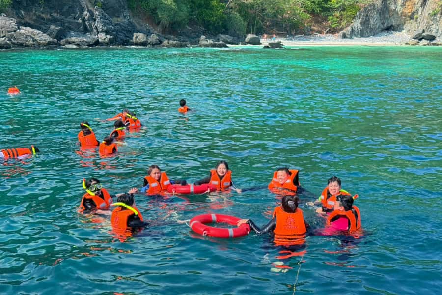Phuket: Coral Island Day Trip and Sunset Dinner by Catamaran - Optional watersports: fun add-ons, but confirm what is actually running