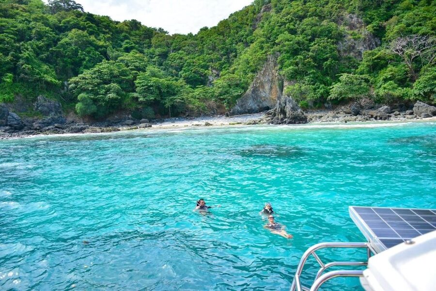 Phuket: Coral & Racha Islands Day Trip By Speedboat - Why Coral and Racha Islands feel different from the Phuket scene