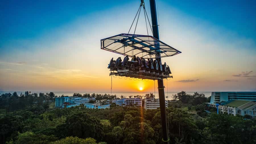 Phuket: Dinner in the Sky - Photo Tips for a Table in the Sky (So the Shots Come Out Good)
