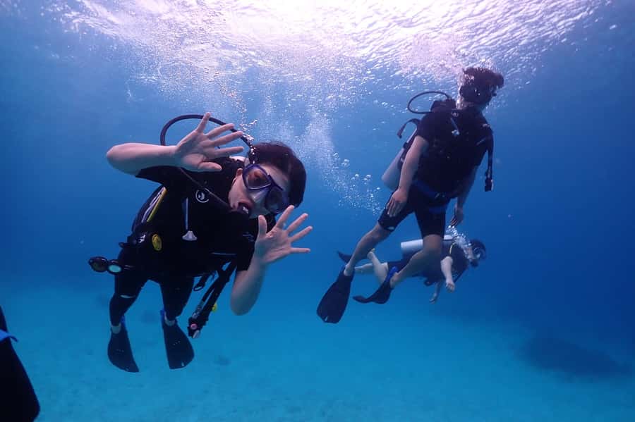 Phuket: Discover Scuba Diving to Racha Yai Island - Photos and Camera Rules: Budgeting for Your Memories