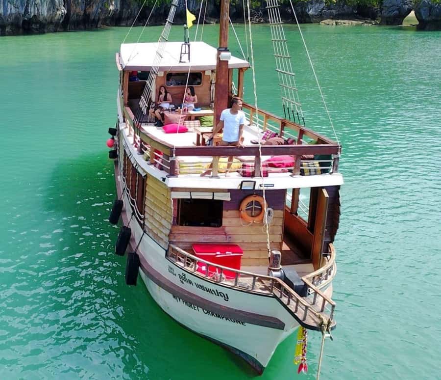 Phuket: Escape the crowds on relaxing boat (Snorkelling) - MV Phuket Champagne and the point of this trip