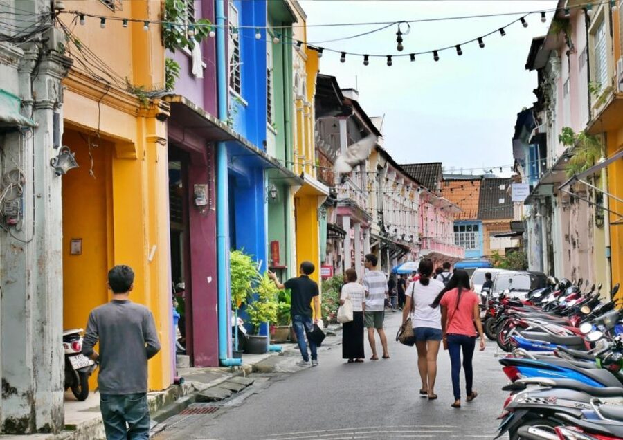 Phuket : Food | Art | Town : Travstore Original F.A.T Tour - Soi Art in Old Phuket Town, plus Sino-Portuguese house browsing