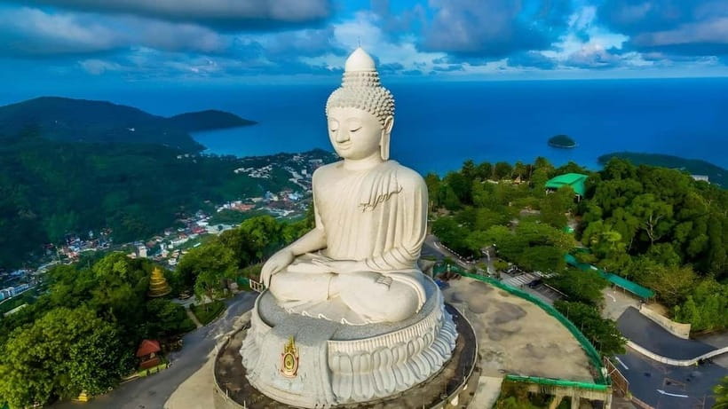 Phuket: Full Day City Tour with Night Market - Karon and Naka-Kerd viewpoints: where the day starts with sea air