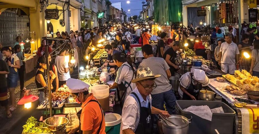 Phuket: Fully Customized Night Market Tour - A 5-hour night market circuit that keeps you from wandering aimlessly