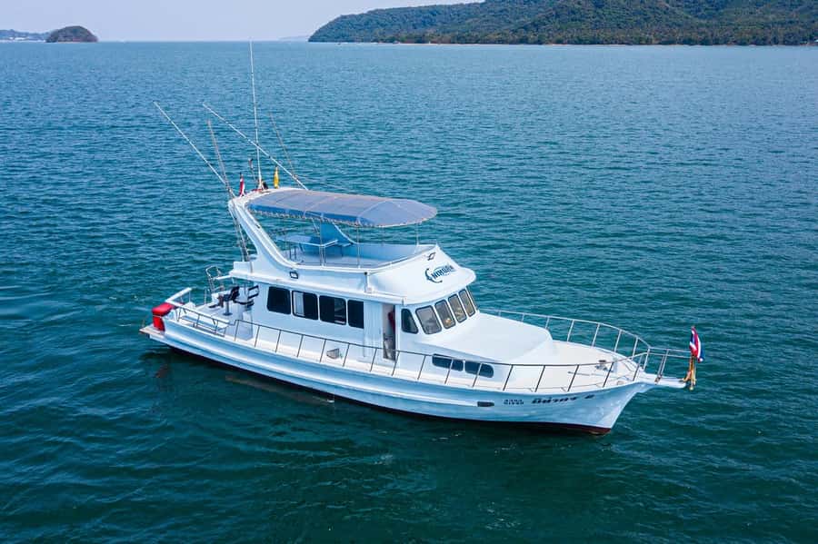 Phuket: Game Fishing and Trolling Boat Trip with Lunch - The Trolling Phase Toward Racha Yai Islands