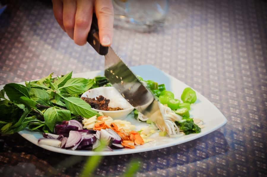 Phuket: Half Day Easy Thai Cooking Class & Local Market Tour - Who should book this Phuket class, and who might want a different style
