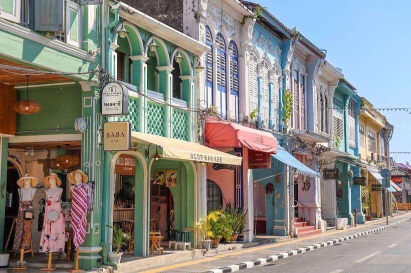 Phuket: Half Day Sightseeing and City Tour with Tour Guide - Key things to know before you go