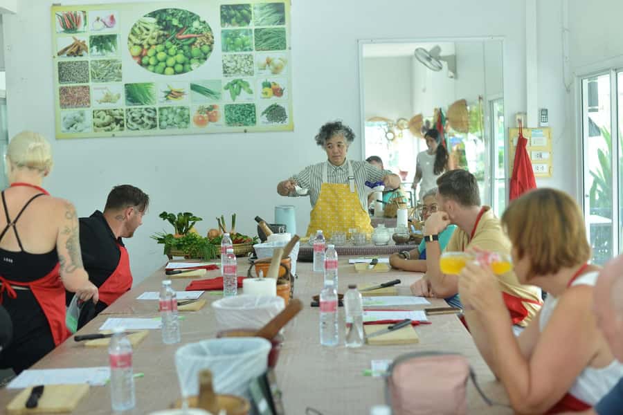 Phuket: Half Day Thai Cooking Experience with Market Tour - Price and Logistics in Real Life: What $78 Covers