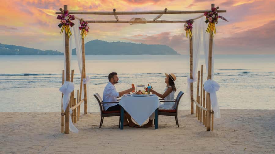Phuket: Hire a professional photographer at your own resort - Who This Phuket Photoshoot Suits Best