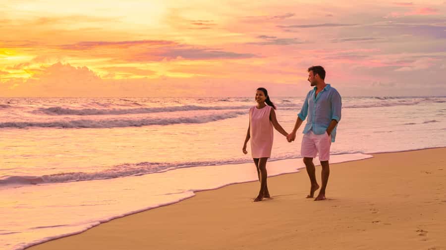 Phuket: Hire a professional photographer at your own resort - Should You Book This Phuket Resort Photoshoot?