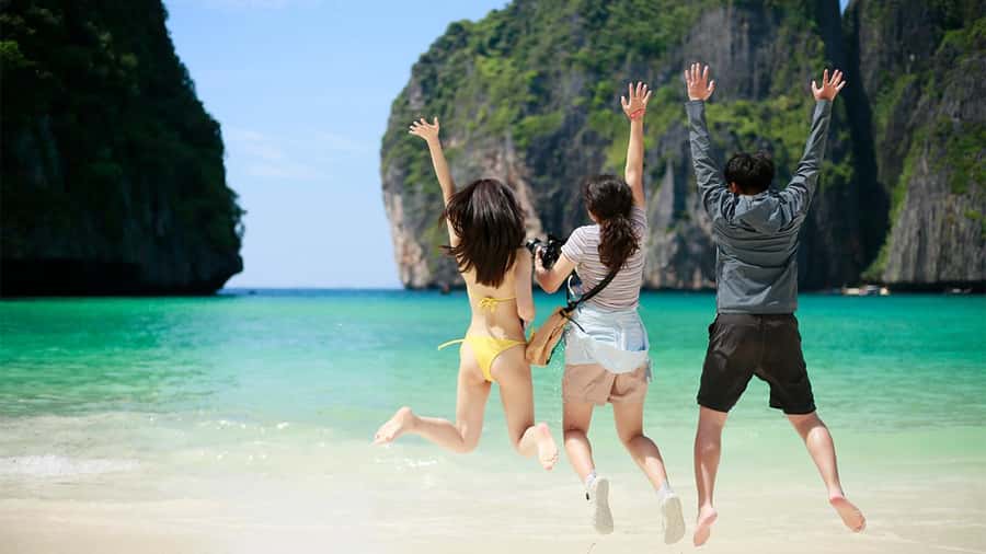 Phuket: Indigo Luxury Yacht to Phi Phi, Maya & Maithon - Maya Bay beach time: quick, scenic, and time-boxed