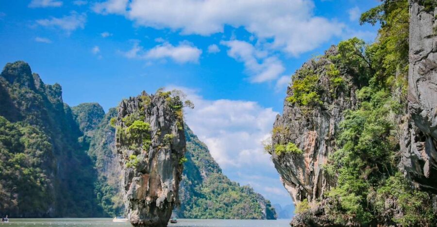 Phuket: James Bond and Laem Haad Beach by Speedboat - Leam Haad on Koh Yao Noi: a softer beach break