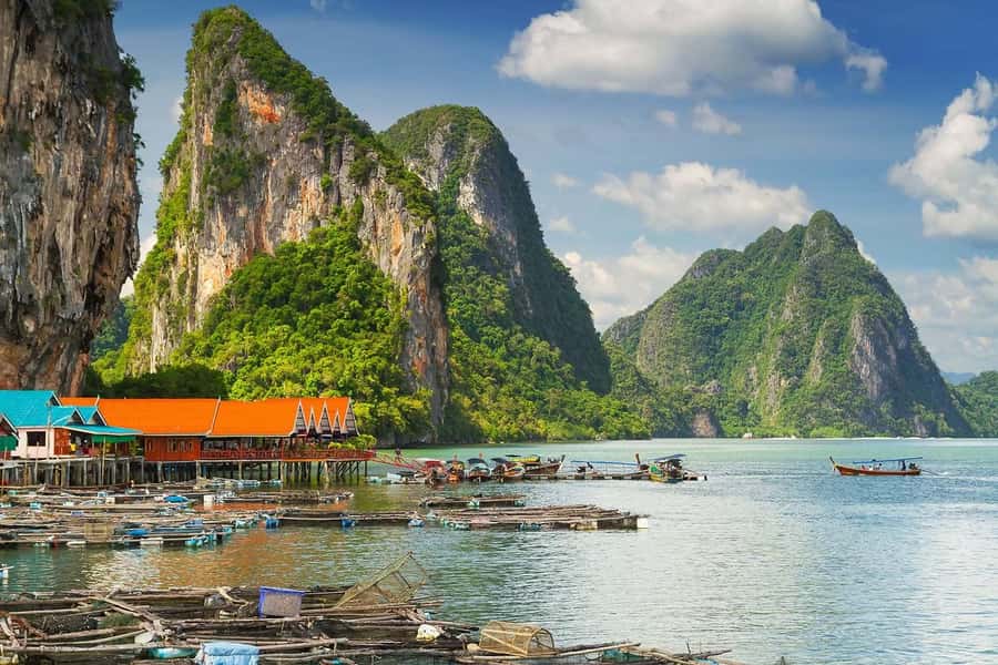 Phuket: James Bond Island by Speedboat w/ Canoeing & Lunch - Panyee Island Floating Village lunch: local life, not just a meal stop