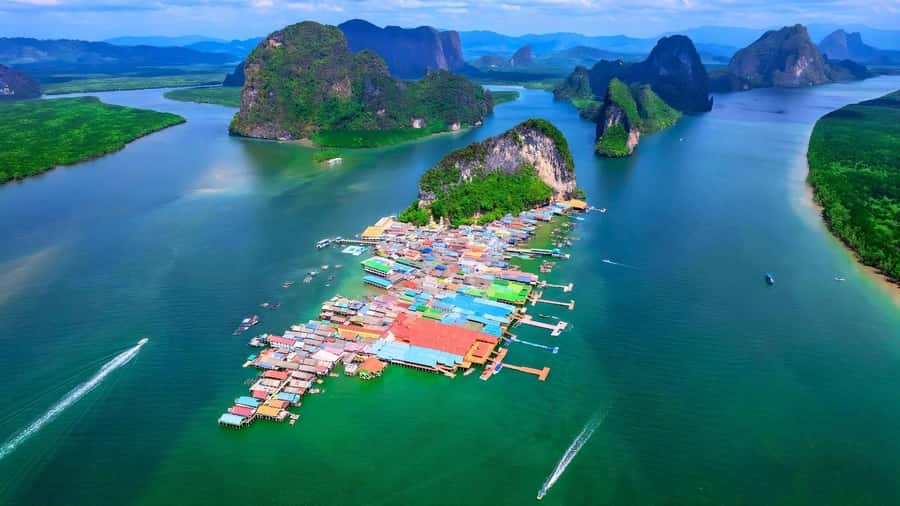 Phuket: James Bond Island Day Trip by Speed Boat with Lunch - Getting to AA Marina, what the morning feels like
