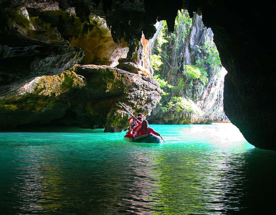 Phuket: James Bond Island Private, All-Inclusive Boat Tour - Khao Phing Kan’s Leaning Rock views from the water