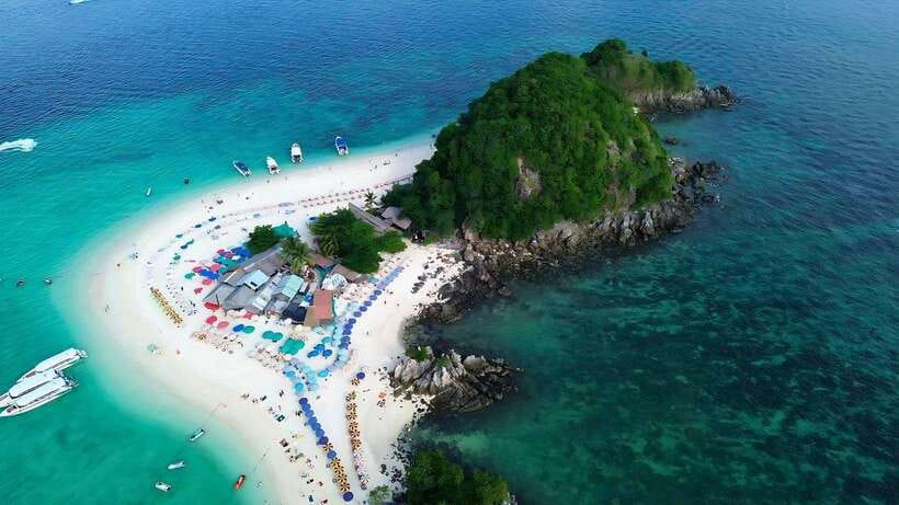 Phuket: Khai Nok, Khai Nai, and Khai Nui Island Day Trip - Khai Nui Island: Coral Swimming, Marine Life, and Motion Reality
