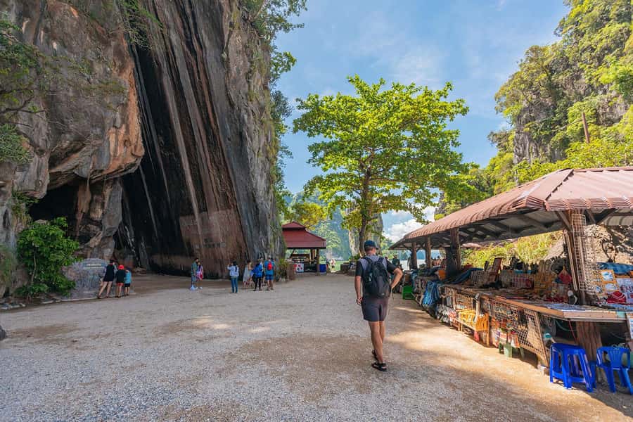 Phuket: Lazy Khao Phing Kan & Yao Islands Speedboat Day Tour - Hong Island Canoeing: Guided Paddling Through Mangroves