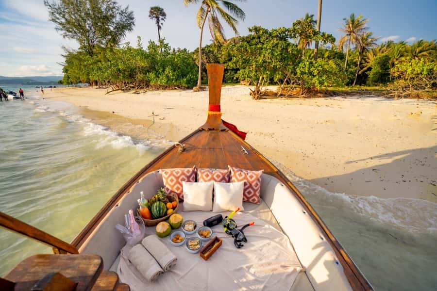 Phuket: Luxury Private Longtail Boat Islands Discovery Tour - Timing, tide, and weather: how to handle the day when the sea changes