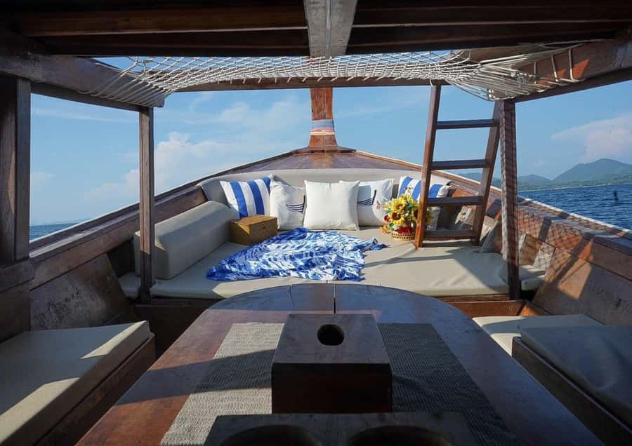 Phuket: Luxury Private Longtail Boat Islands Discovery Tour - Price and group size: when $514 per group feels worth it