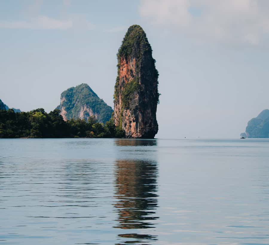 Phuket: Luxury Small Group Phang Nga and Beyond Tour - Hong Island Sea Canoe: The Best View Comes from Being on the Water
