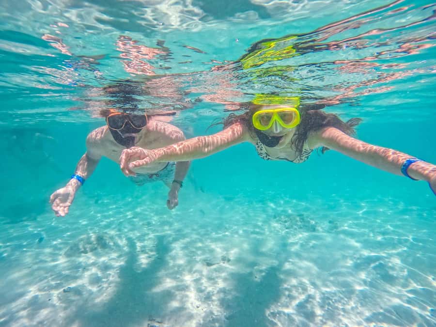 Phuket: Maya Beach, Bamboo Island, & Phi Phi Islands Tour - From hotel pickup to Royal Phuket Marina: the day’s pace