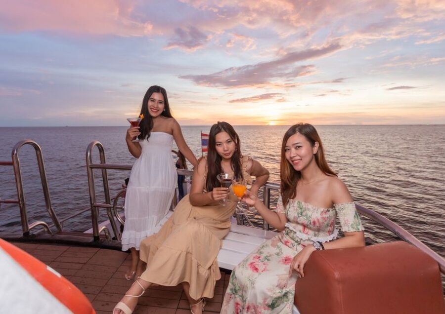 Phuket: Melody Sunset Dinner Cruise - Getting from your hotel to Ao Chalong, without stress