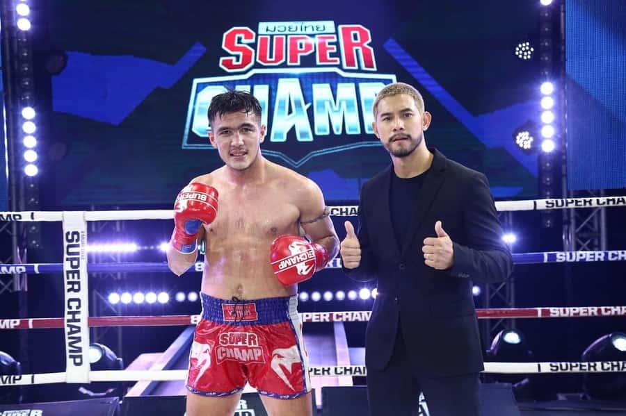 Phuket: Muay Thai Fight at Patong Boxing Stadium - Food, drinks, and what to bring for a smooth night