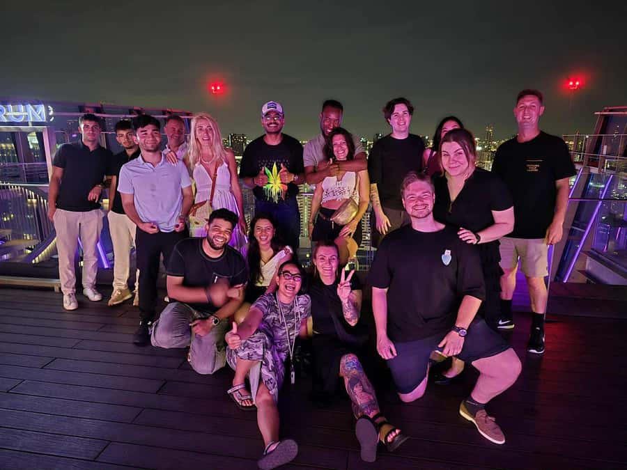 Phuket Nightlife Tour: Patong Bar & VIP Club Crawl Adventure - The Patong beachfront chill stop, quick reset before the clubs