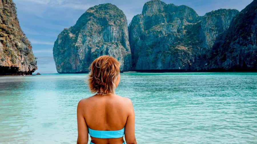 Phuket: Phi Phi Island Sunrise Group Speedboat Tour - Monkey Beach and Viking Cave: wildlife viewing from the boat