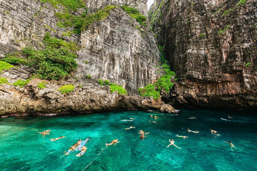 Phuket: Phi Phi Islands Day-Trip by Speed Catamaran - Getting From Phuket to the Pier Without Wrestling Logistics
