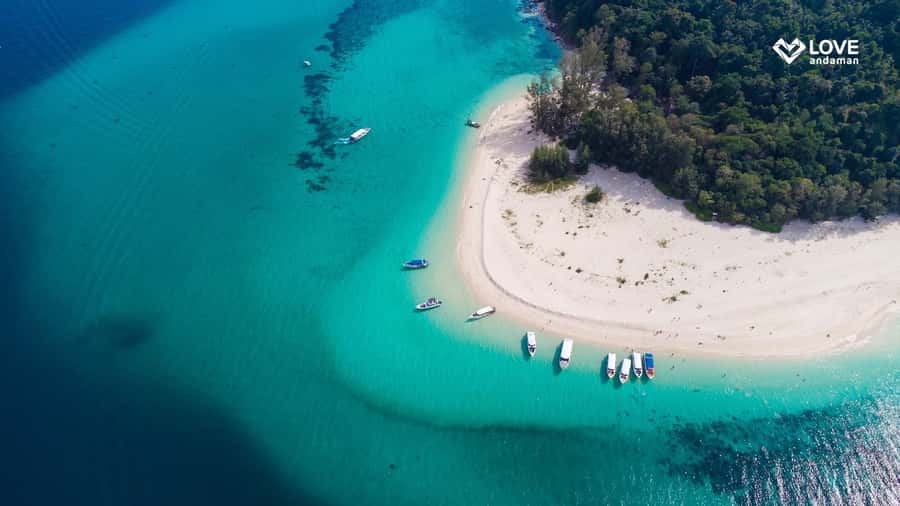 Phuket: Phi Phi Maiton Island Sunset Premium Catamaran Tour - A Premium Catamaran Day Around Phi Phi and Maiton