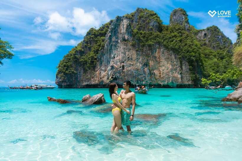 Phuket: Phi Phi Maiton Island Sunset Premium Catamaran Tour - Maya Bay Time for The Beach Fans, Without the Headache