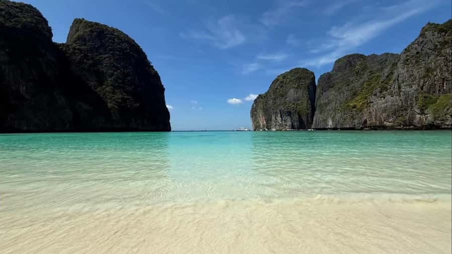 Phuket: Phi Phi, Maya, Khai or Maiton or Bamboo Island Tour - Bamboo Island or Maiton Island: choose the finish that matches your vibe