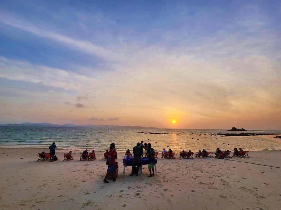 Phuket: Phi Phi Sunrise Boat Tour to Bamboo and Khai Island - Early pickup at 4:30 to 5:00 AM, and why it’s worth it