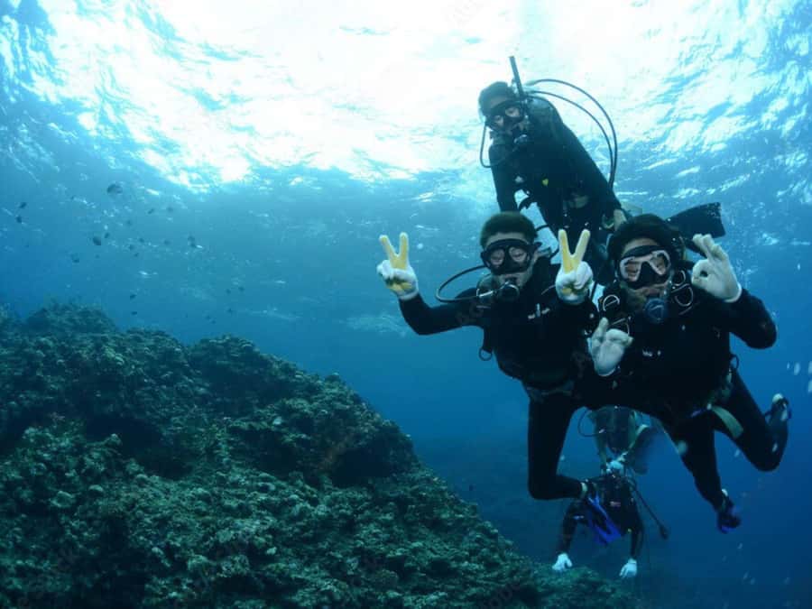 Phuket: Racha Island and Coral Islands + Scuba Beach Dive - Hotel pickup to Chalong Pier, 7:00 to 9:30