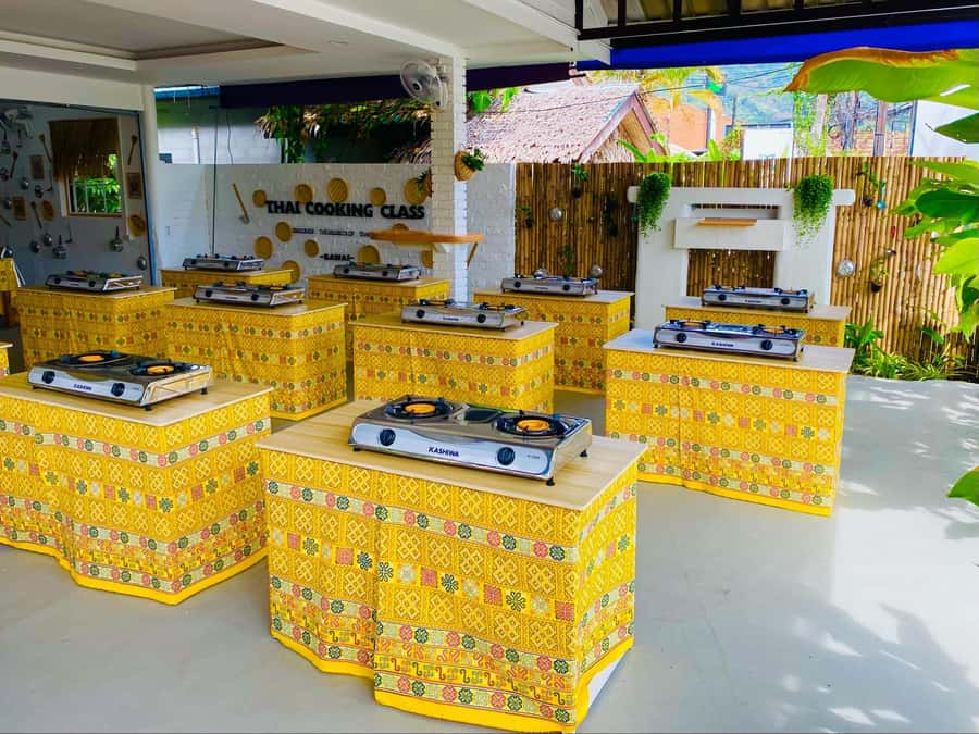 Phuket: Rawai Thai Cooking Class with Local Chef - Welcome Drink and Fruit Tasting in Phuket