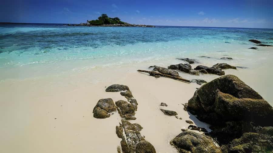 Phuket: Raya Island, Maithon Island, & Dolphin Spotting Tour - Who This Tour Fits Best, and Who Should Skip It