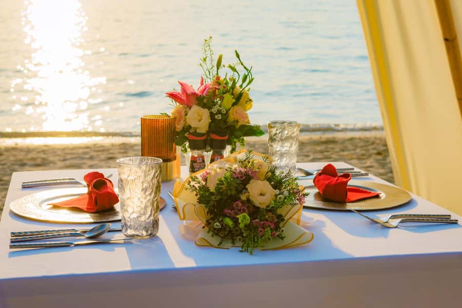 Phuket: Romantic Dinner on Cape Panwa Beach - Your 3-hour flow: welcome drink, the main event, then the keepsakes