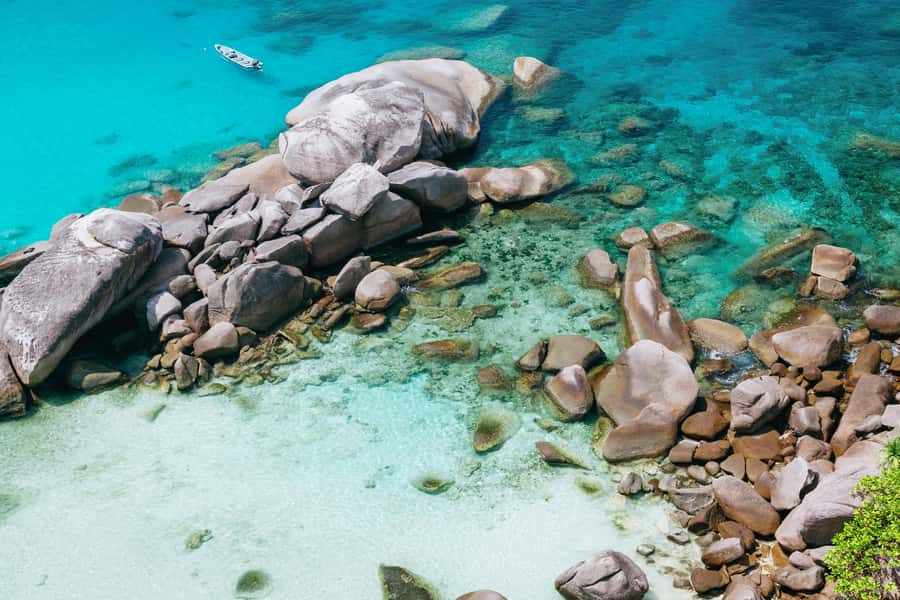 Phuket: Similan Islands Day Tour by Speedboat with Lunch - Sailing Rock on Koh Similan (Island No.8): photos, a swim, and a viewpoint climb