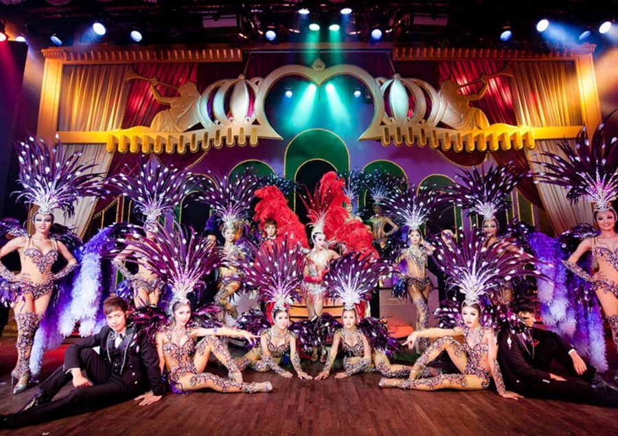 Phuket: Simon Cabaret Show Admission Ticket - Inside the theater: seats, air conditioning, and viewing tips