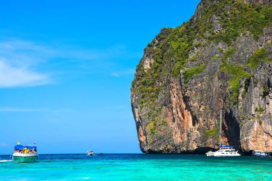 Phuket: Speedboat Day Trip to Phi Phi and Maya Bay - Phuket to Phi Phi by speedboat, and why the timing matters